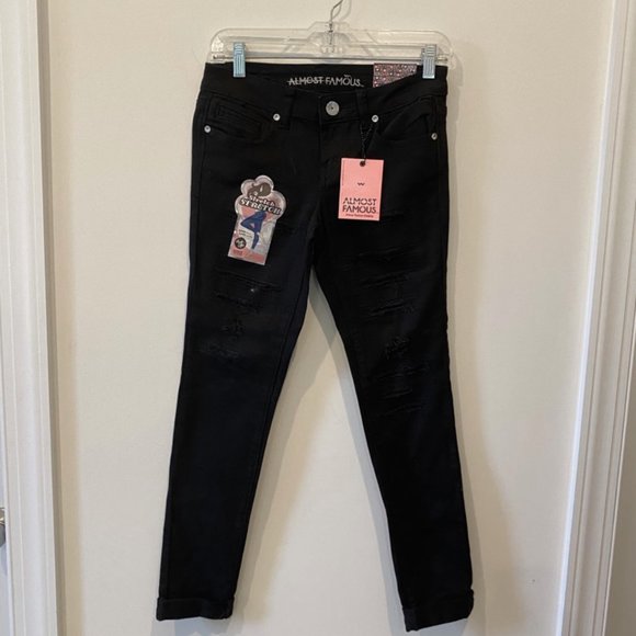 NWT Almost Famous Distressed Ripped Black Jeans - Picture 1 of 5